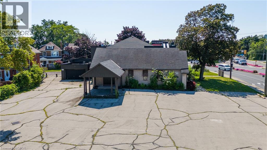 1309 King Street Property Photo 49