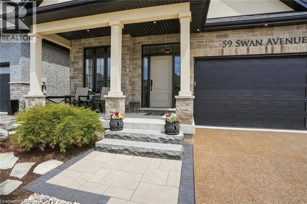 59 Swan Avenue Property Photo 4