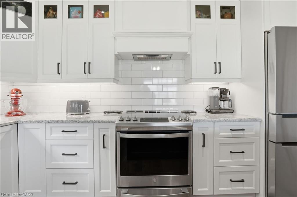 59 Swan Avenue Property Photo 12