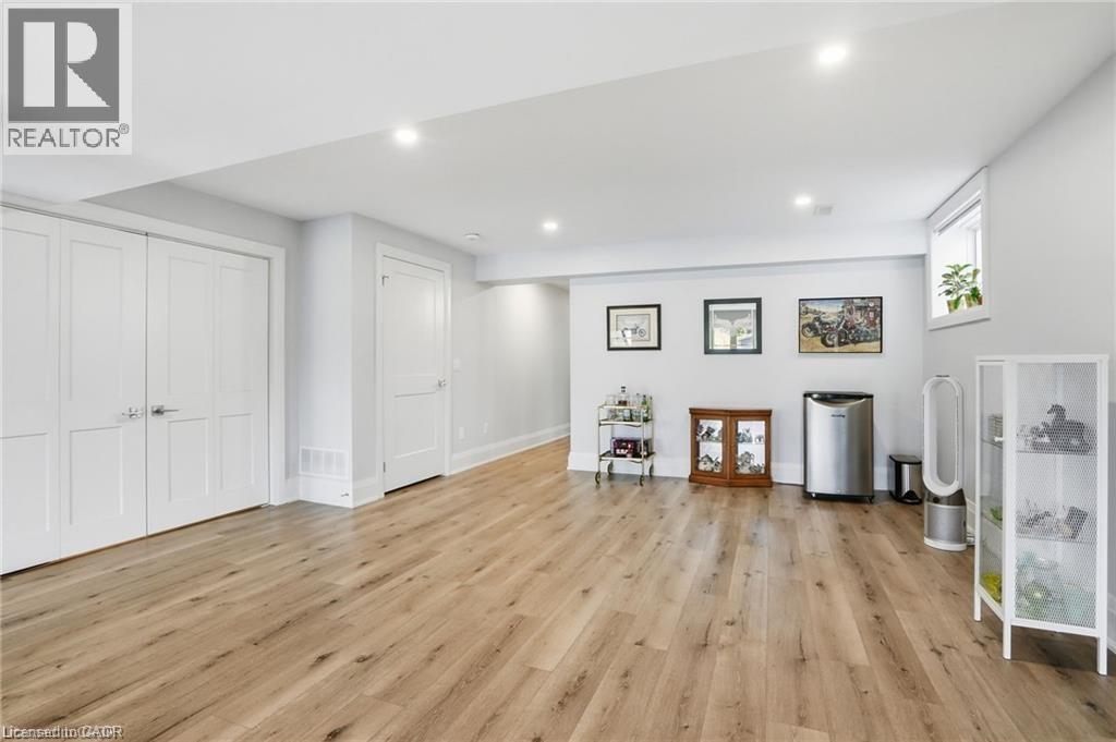 59 Swan Avenue Property Photo 29