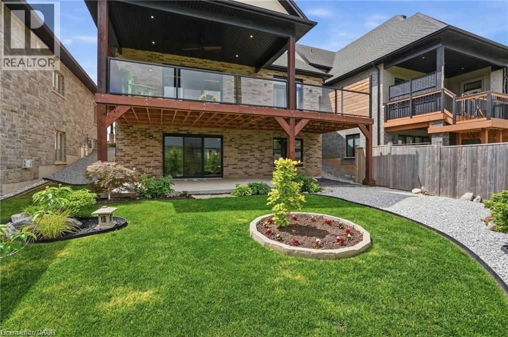 59 Swan Avenue Property Photo 42