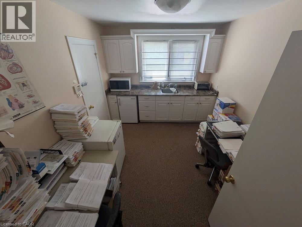 663 Coronation Boulevard Property Photo 8