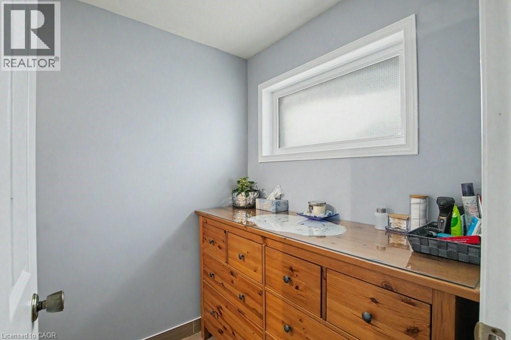51 Schade Street Property Photo 22
