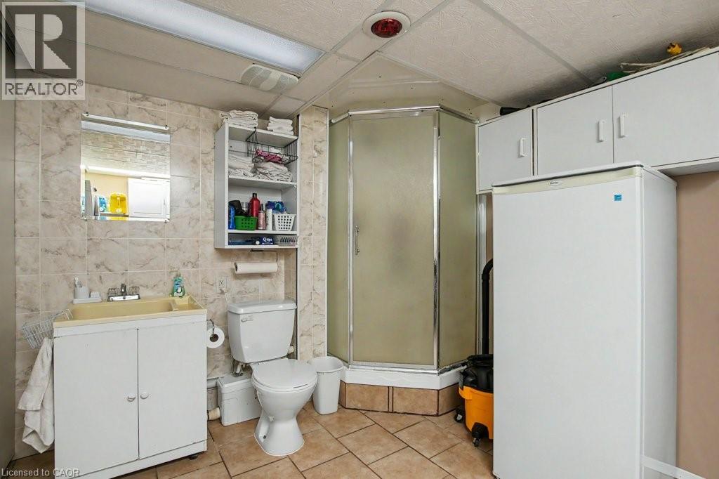 51 Schade Street Property Photo 25
