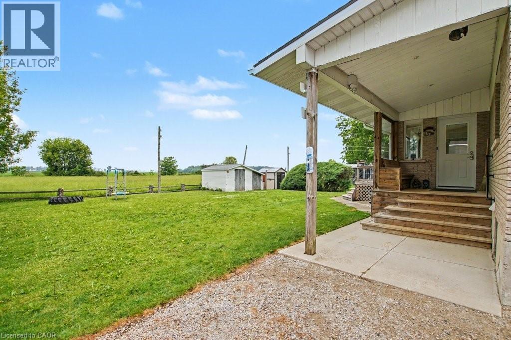 51 Schade Street Property Photo 38