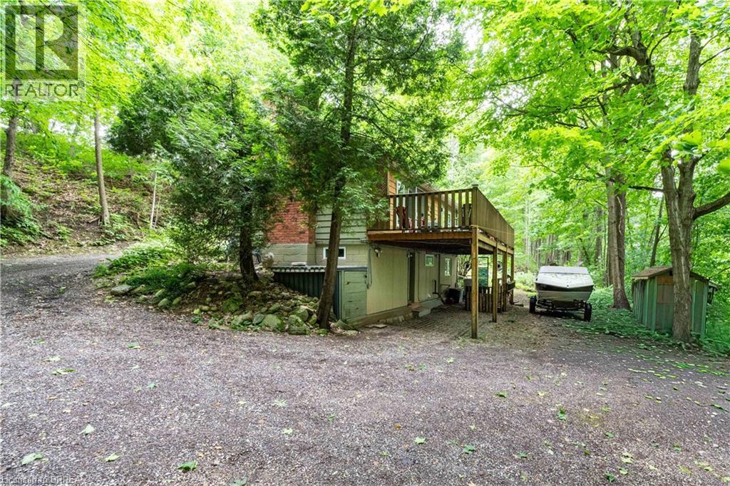 551 East River Road Property Photo 5