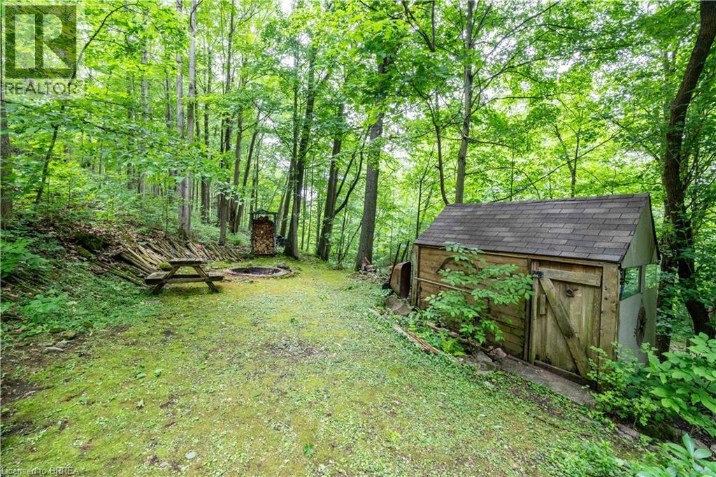 551 East River Road Property Photo 34