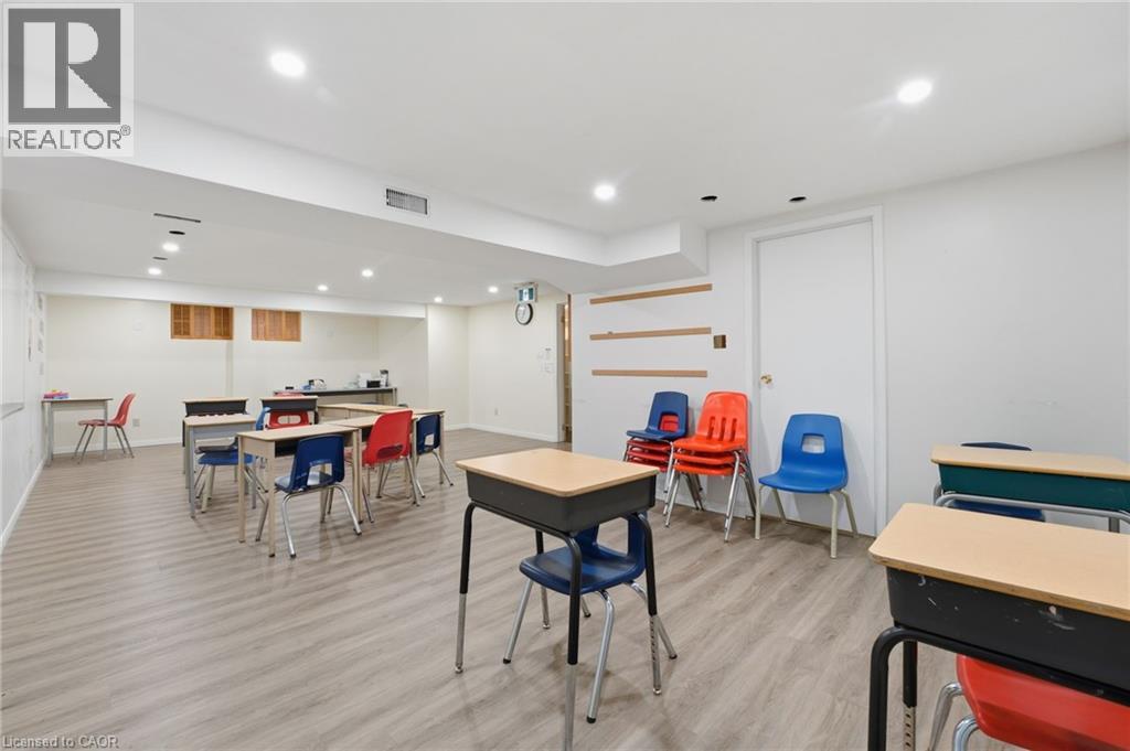 87 Blandford Street Property Photo 37