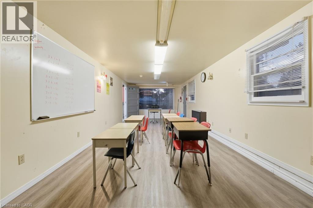 87 Blandford Street Property Photo 44