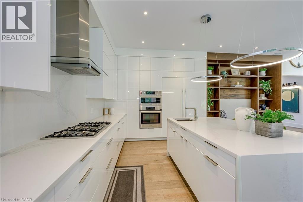 2104 Devon Road Property Photo 12