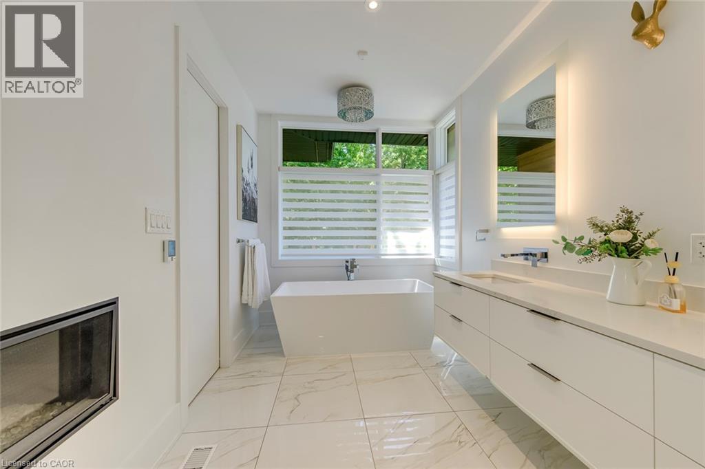2104 Devon Road Property Photo 29