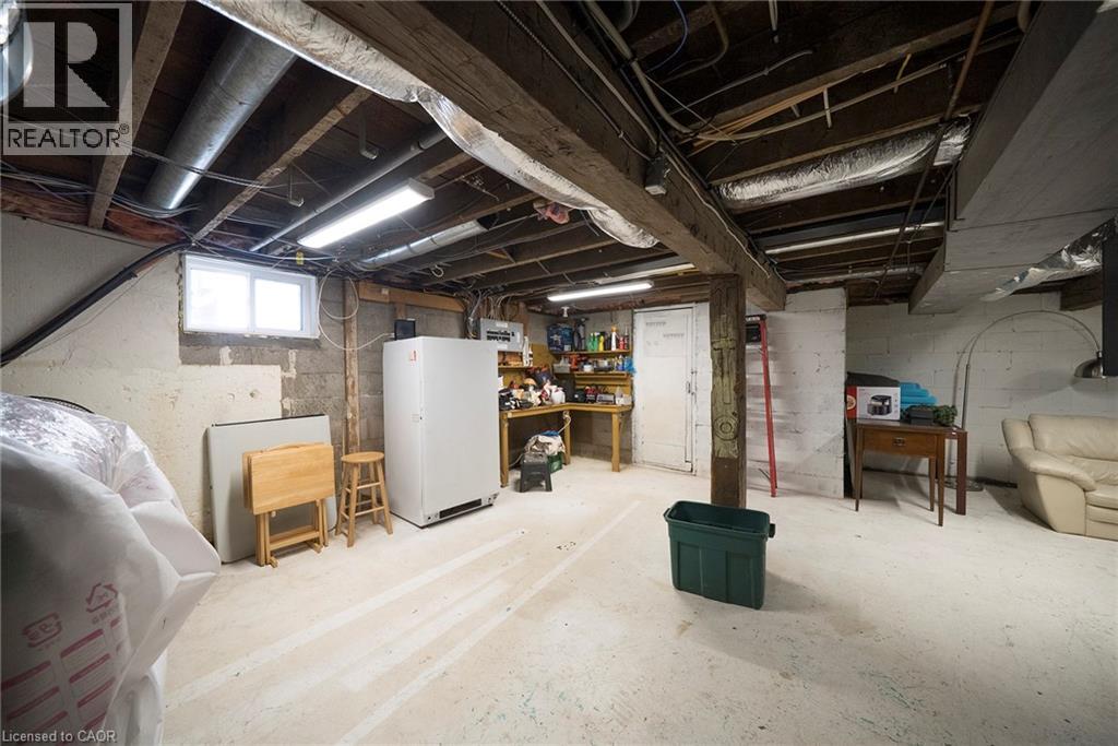 260 Owen Street Property Photo 27