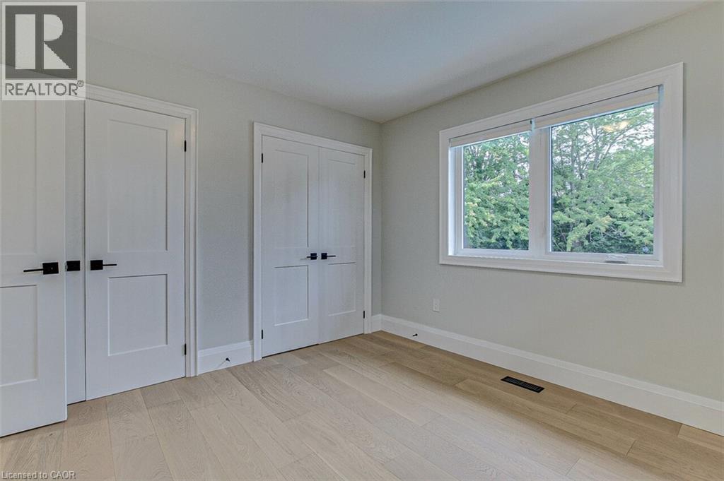 33 Tyrell Street Property Photo 20