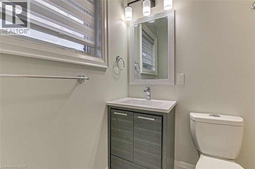 33 Tyrell Street Property Photo 21