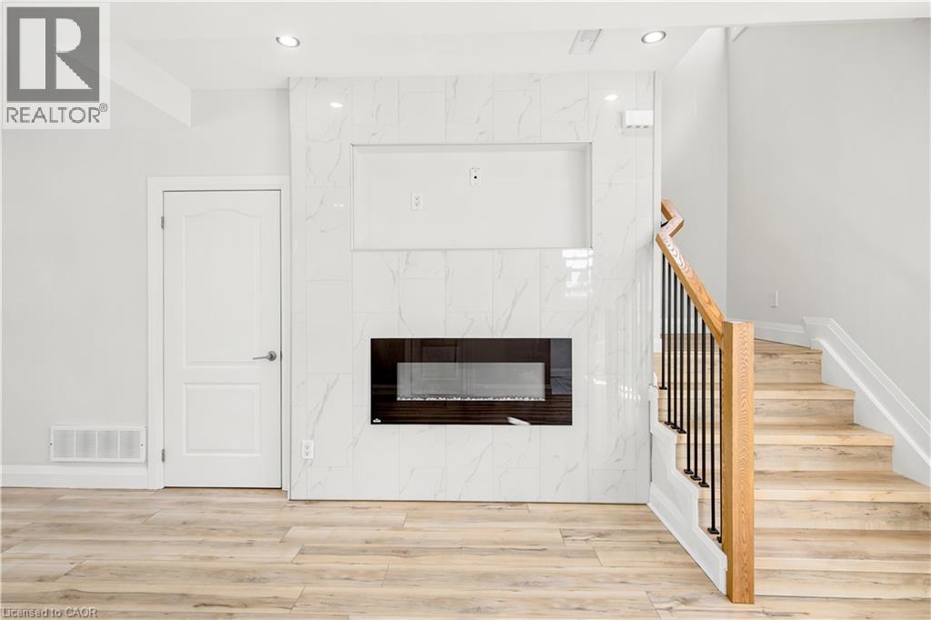 131 St George Street Property Photo 10