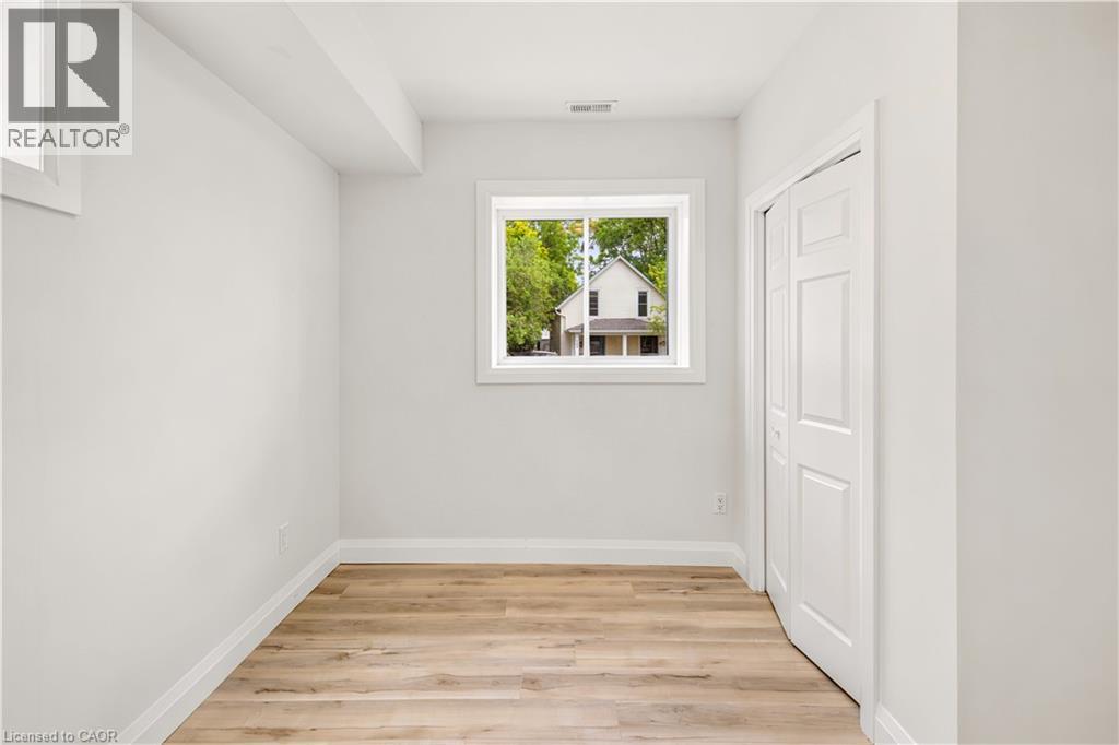 131 St George Street Property Photo 27