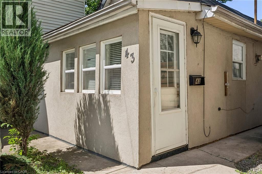43 Whitfield Avenue Property Photo 4