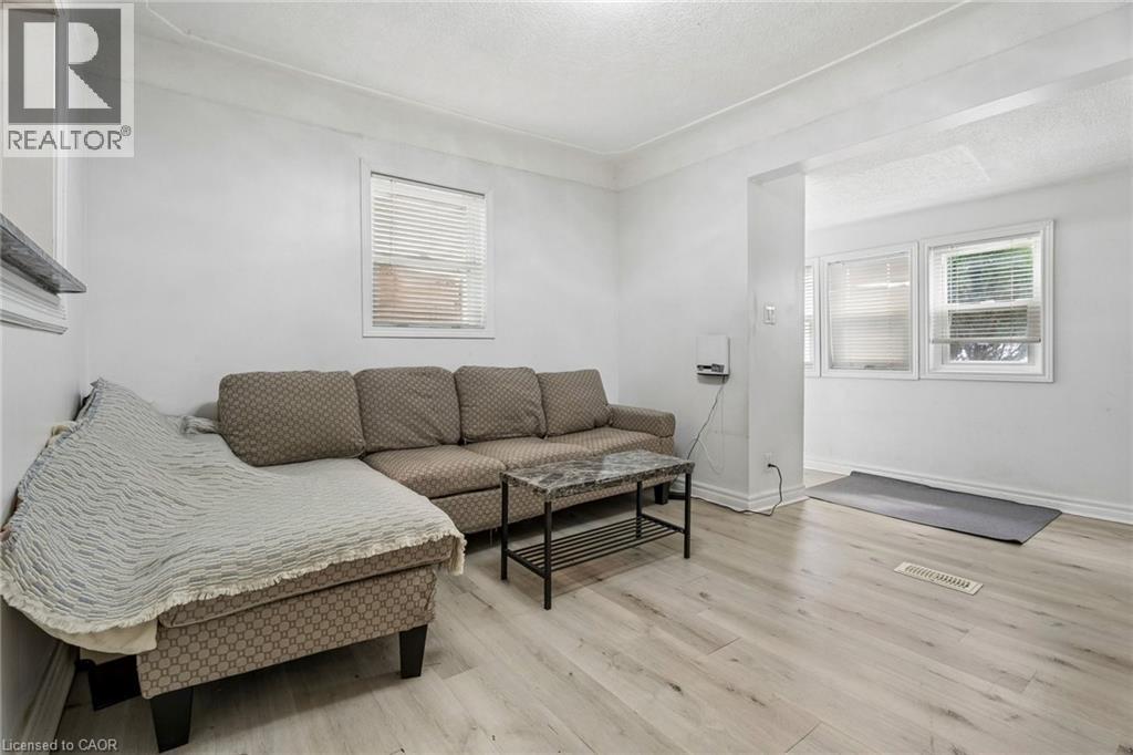 43 Whitfield Avenue Property Photo 16