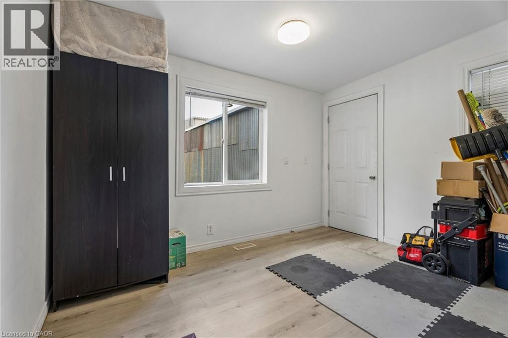 43 Whitfield Avenue Property Photo 35