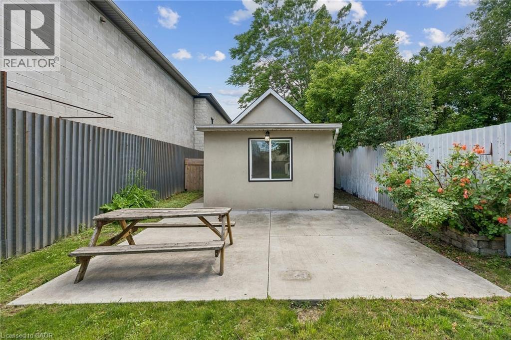43 Whitfield Avenue Property Photo 45