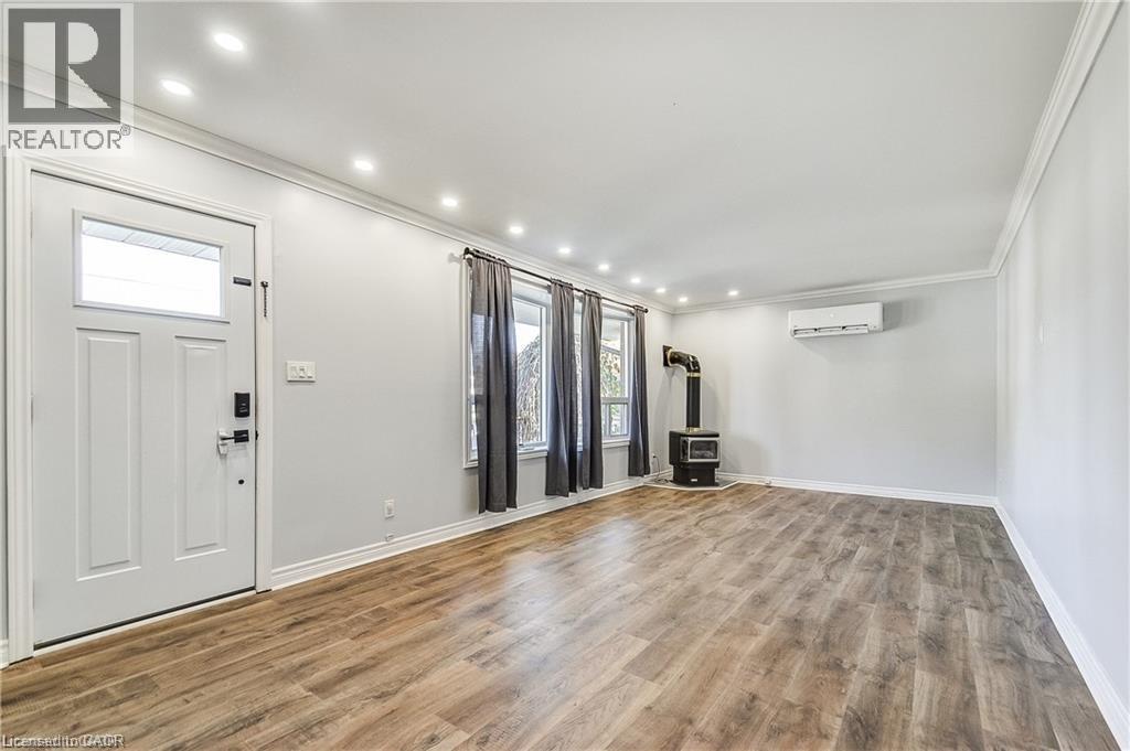 480 Cavan Street Property Photo 10