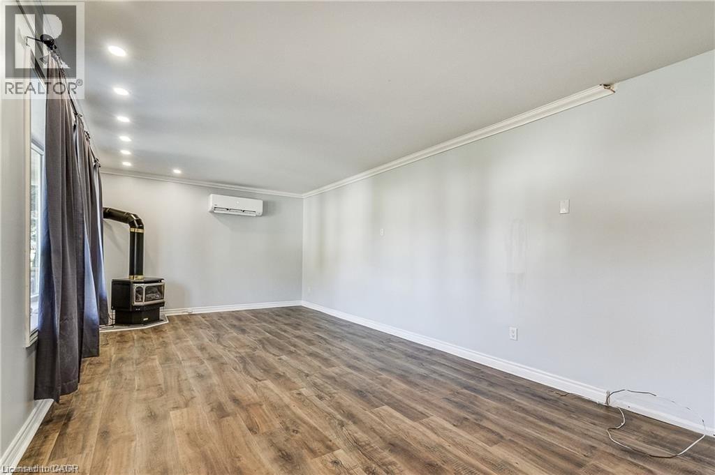 480 Cavan Street Property Photo 11