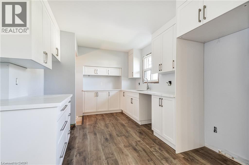 480 Cavan Street Property Photo 16