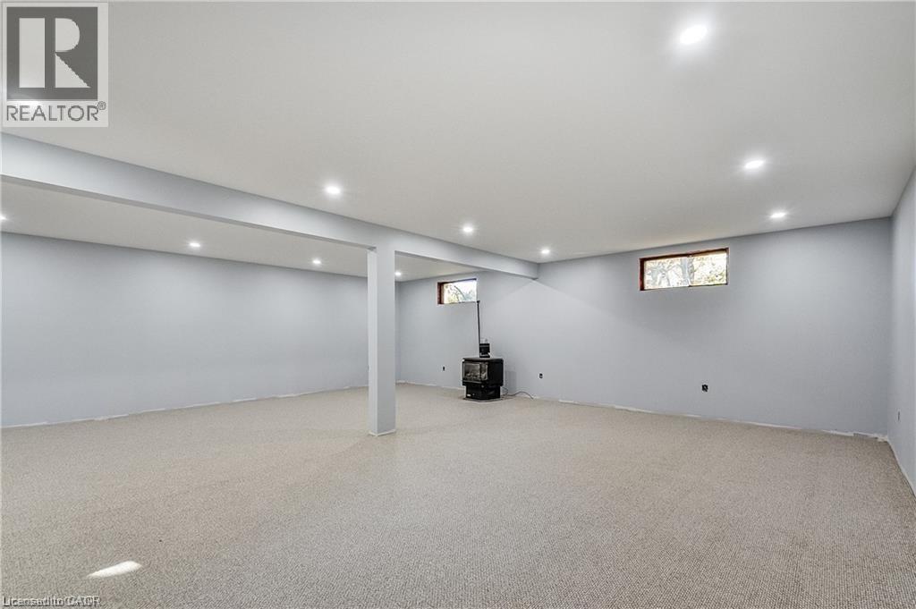 480 Cavan Street Property Photo 23