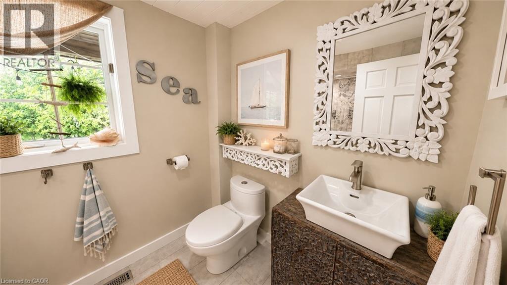 5119 Tenth Line Property Photo 20