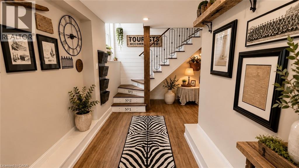 5119 Tenth Line Property Photo 30