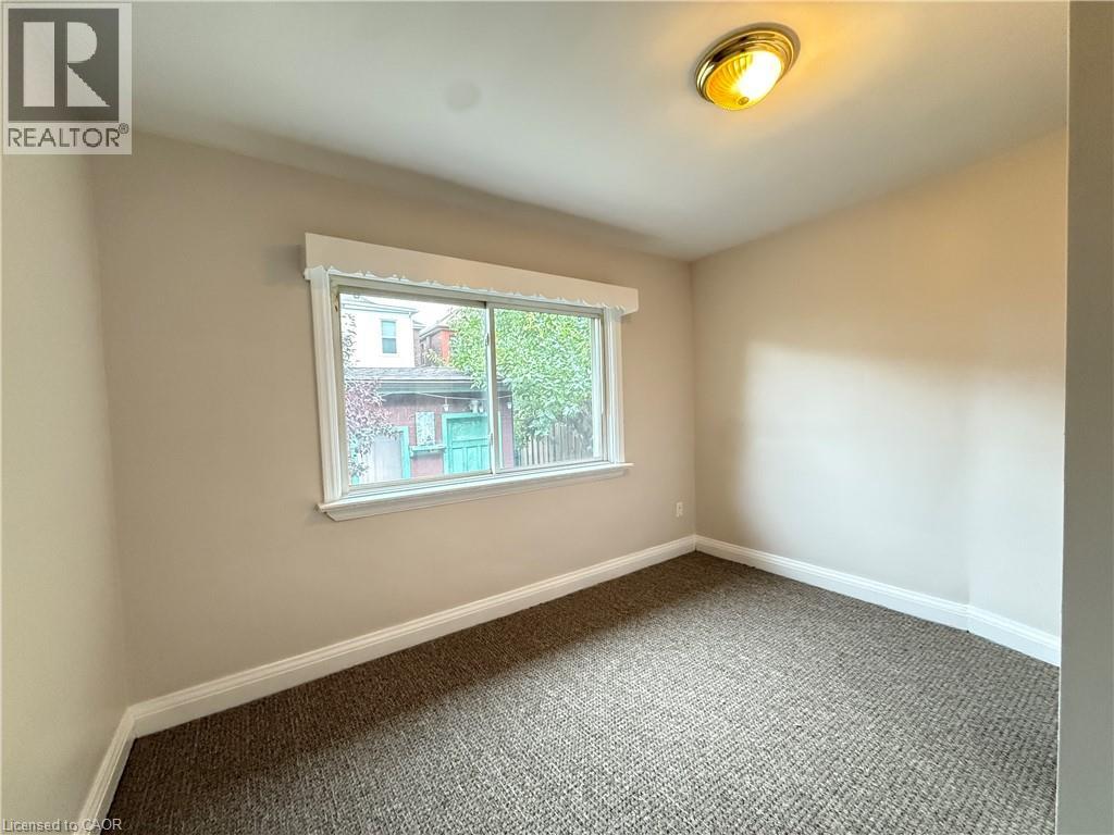 24 Somerset Avenue Property Photo 10