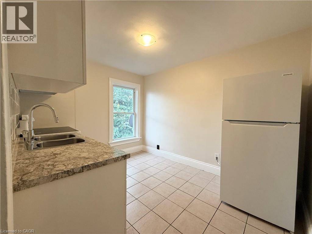 24 Somerset Avenue Property Photo 16