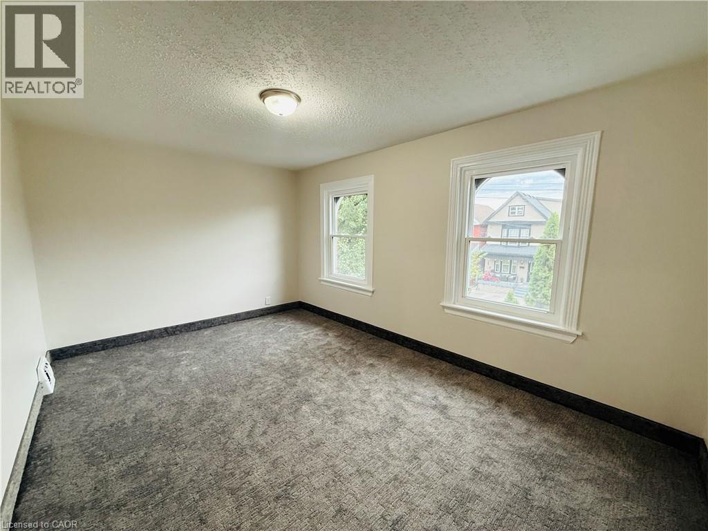 24 Somerset Avenue Property Photo 21