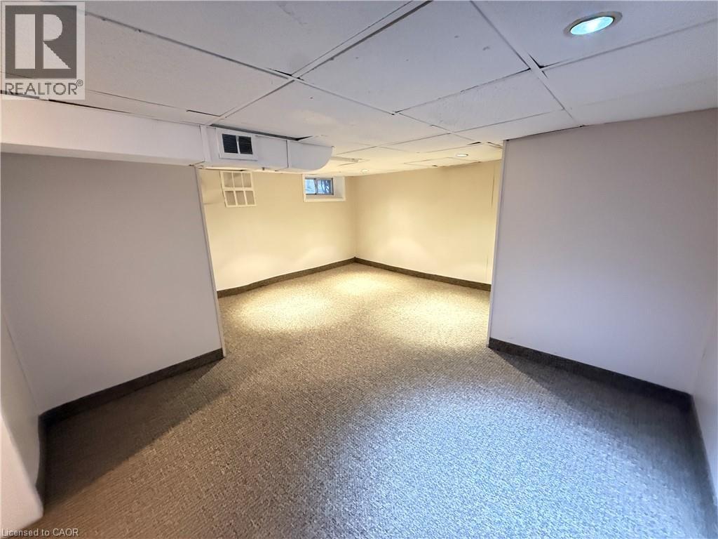 24 Somerset Avenue Property Photo 23