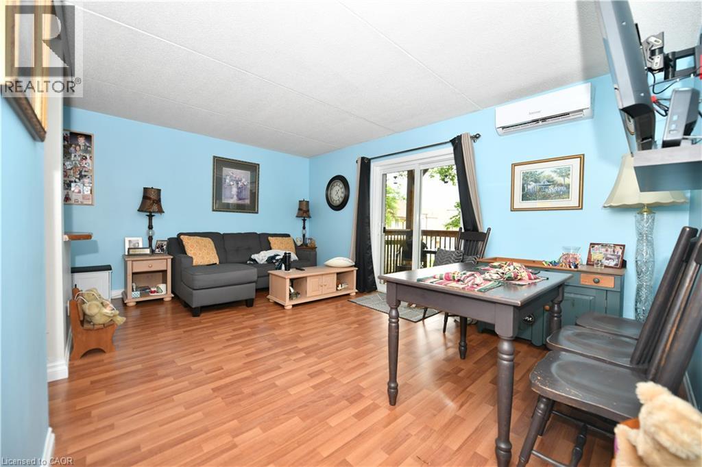 266 Overlea Drive Unit# 206 Property Photo 2
