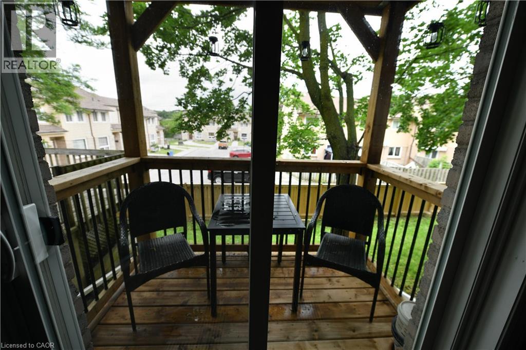 266 Overlea Drive Unit# 206 Property Photo 4