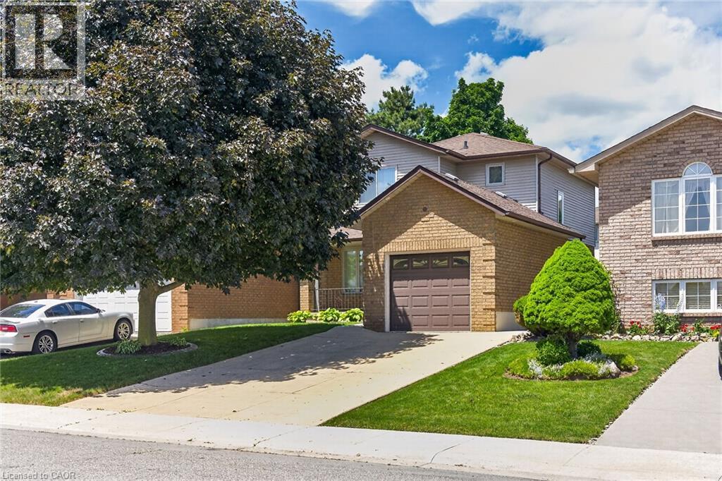 45 OSSINGTON Drive Property Photo 1