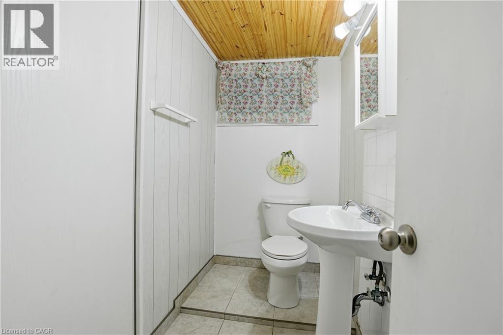 147 Village Road Property Photo 25