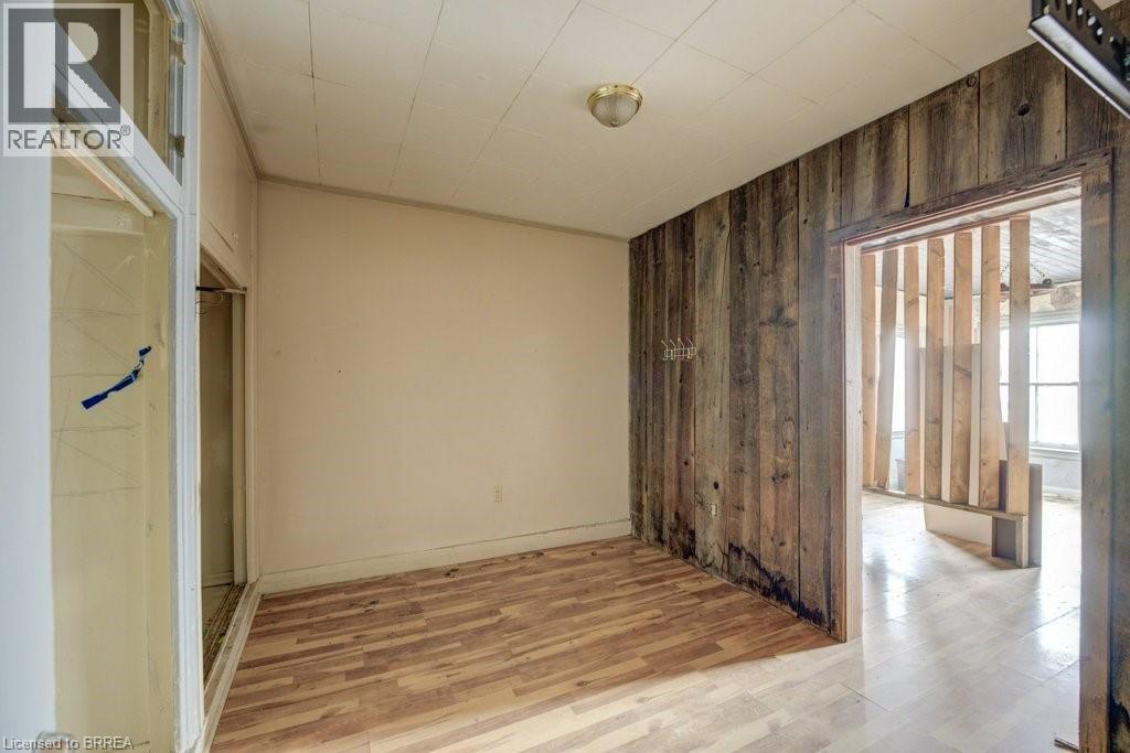 36 Norfolk Street S Property Photo 19