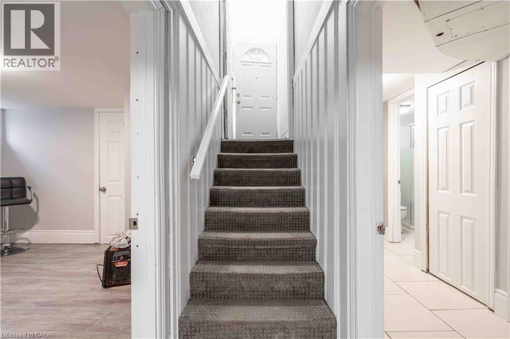 73 West 3rd Unit# B Property Photo 3