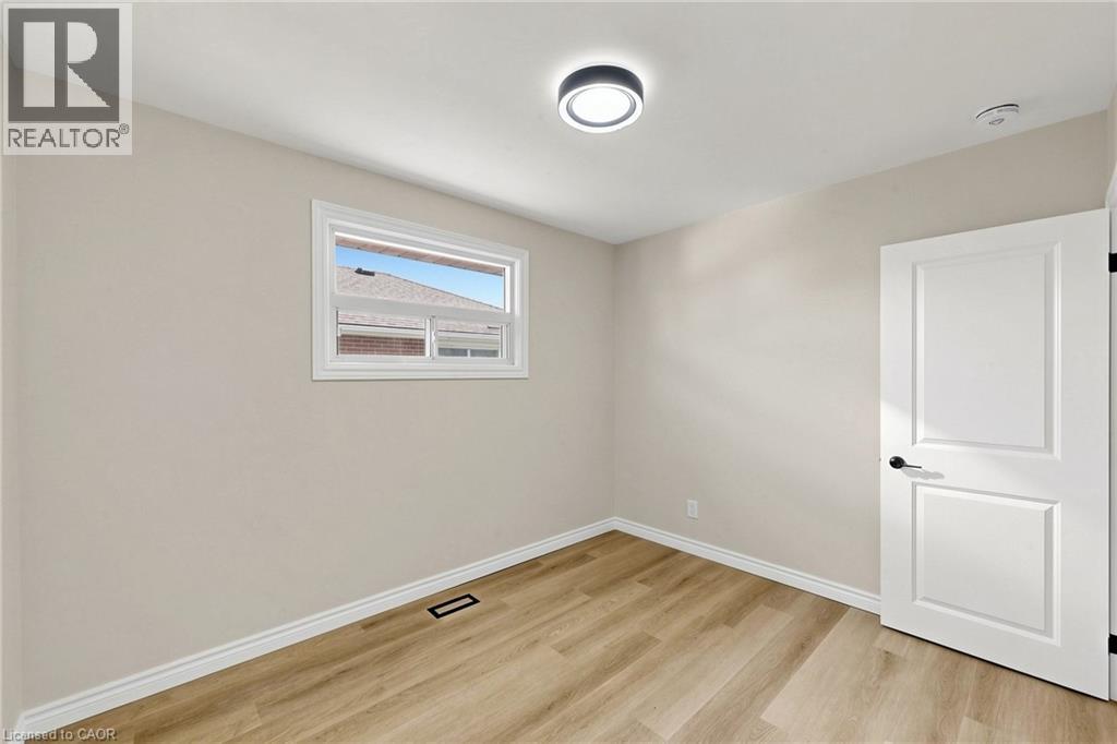 28 Warren Avenue Property Photo 8