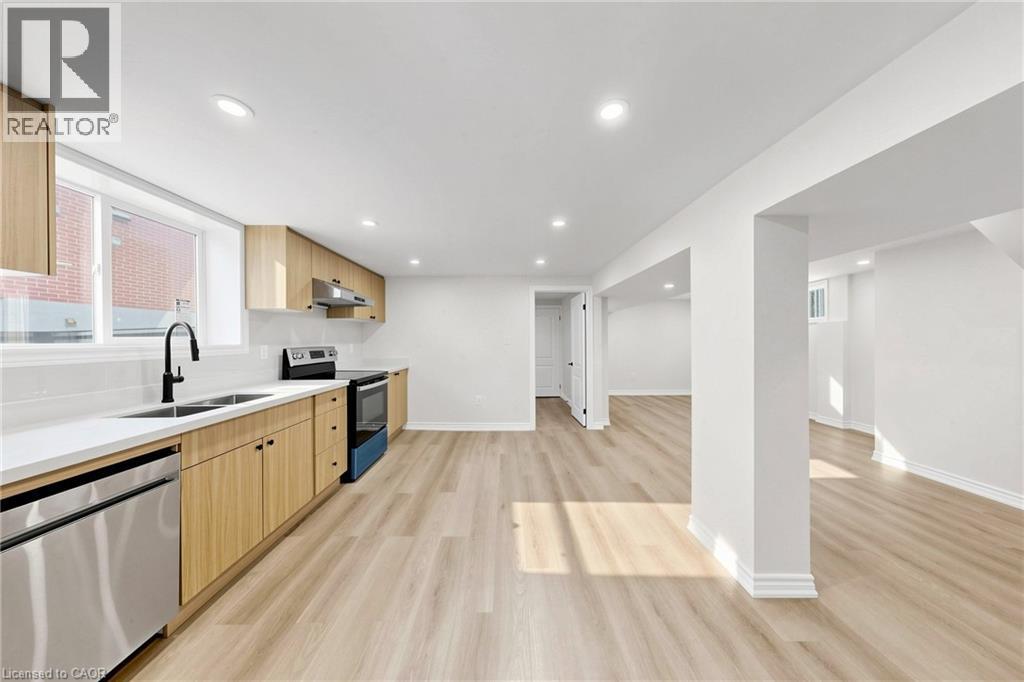 28 Warren Avenue Property Photo 24
