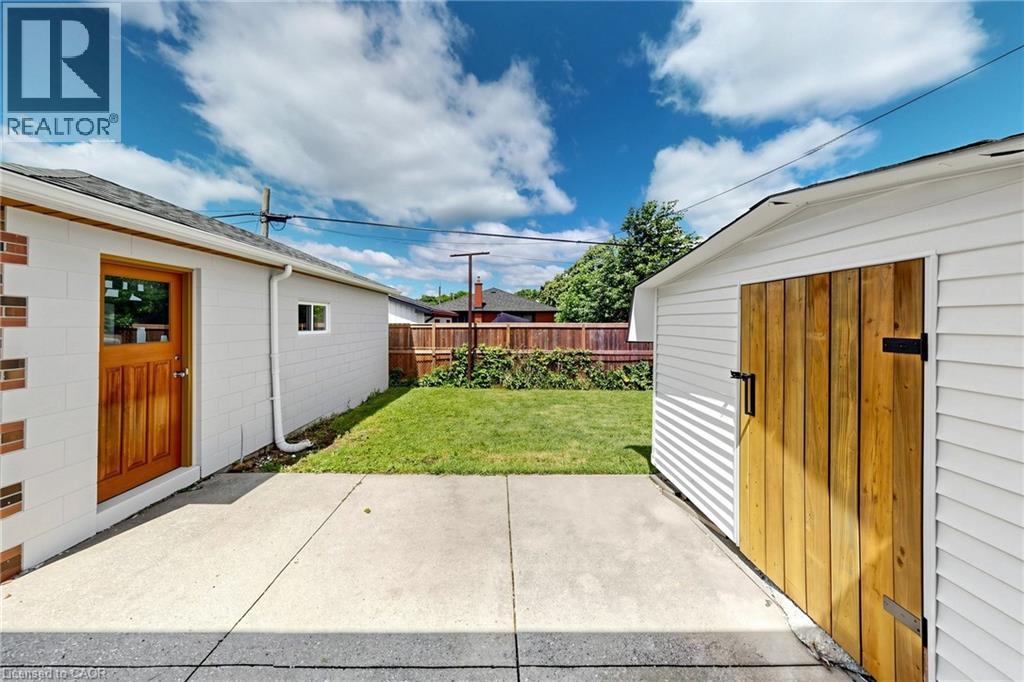28 Warren Avenue Property Photo 37
