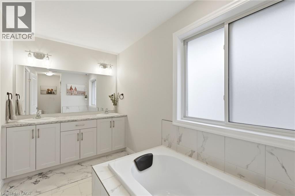 39 Dunning Way Property Photo 31
