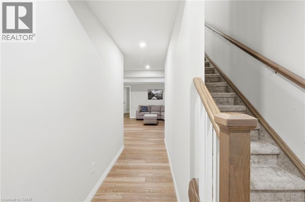 39 Dunning Way Property Photo 32