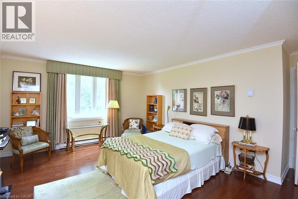 150 Wilson Street W Unit# 303 Property Photo 23