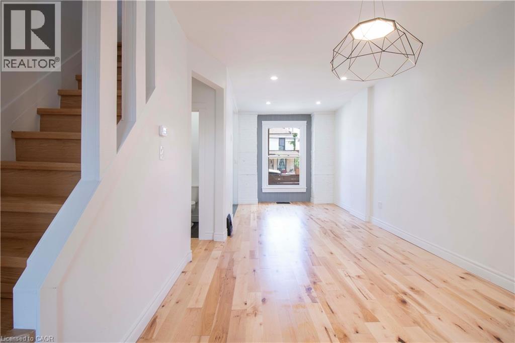 36 Fullerton Avenue Property Photo 15