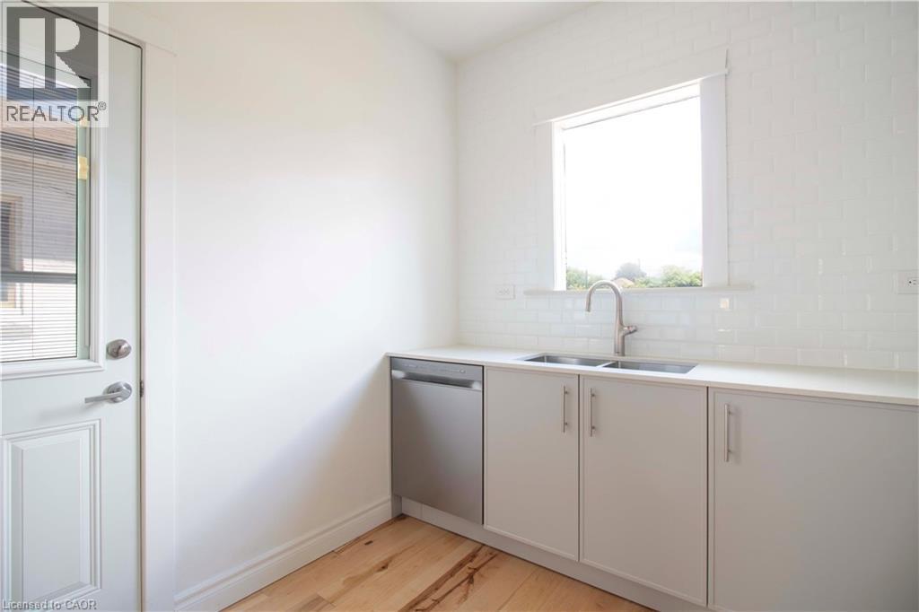 36 Fullerton Avenue Property Photo 20
