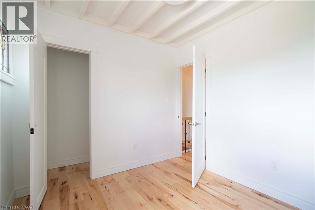 36 Fullerton Avenue Property Photo 25
