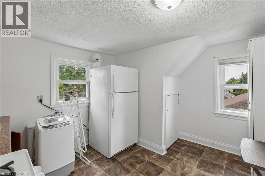 53 Kinsey Street Property Photo 12